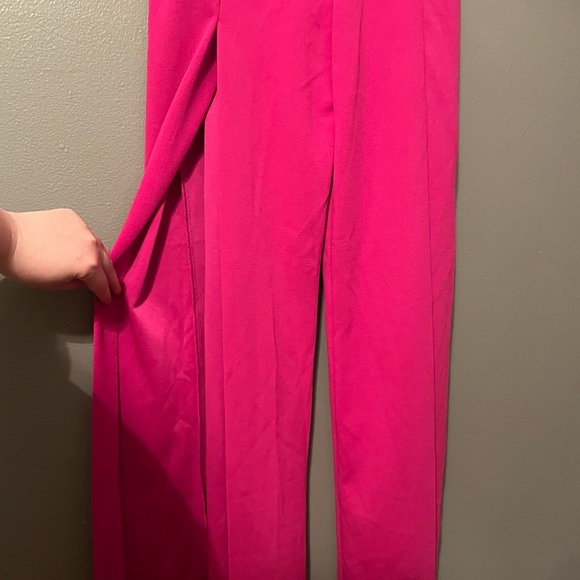 NWT BeBe Sz Small Hot Pink Exposed Leg Jumpsuit! - Picture 5 of 12